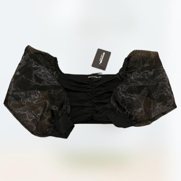 NWT Pretty Little Things black sheer peasant long sleeve crop top size 4 - Picture 4 of 4